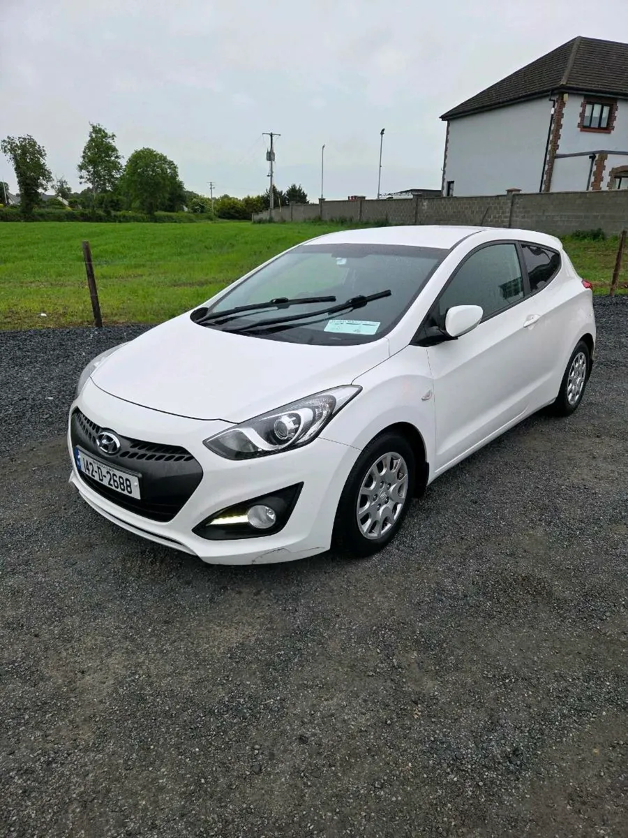 Hyundai I30 Van - Image 1
