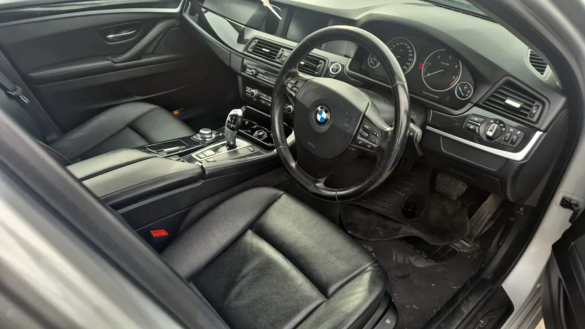 2012 BMW 5 SERIES F10 520D FOR BREAKING - Image 4