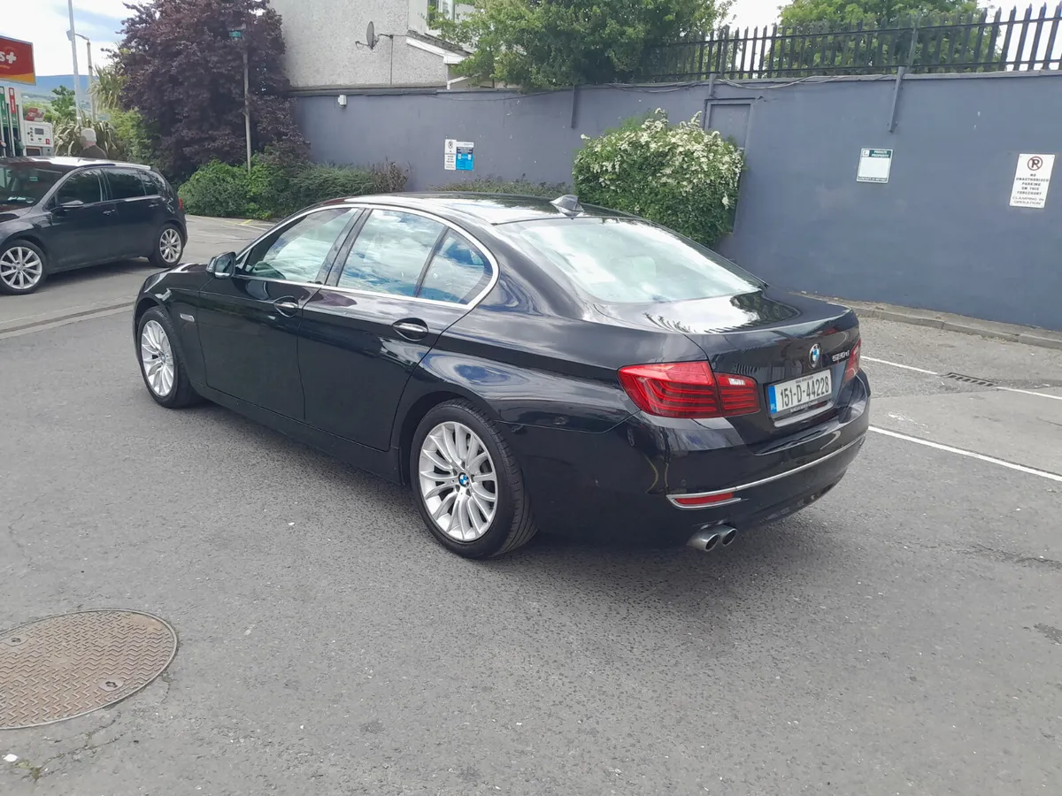 BMW 5-Series 2015 luxury - Image 4