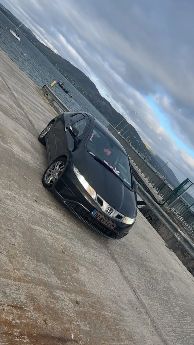 Honda civic - Image 2