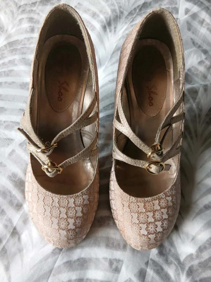 Ruby shoes - Image 1