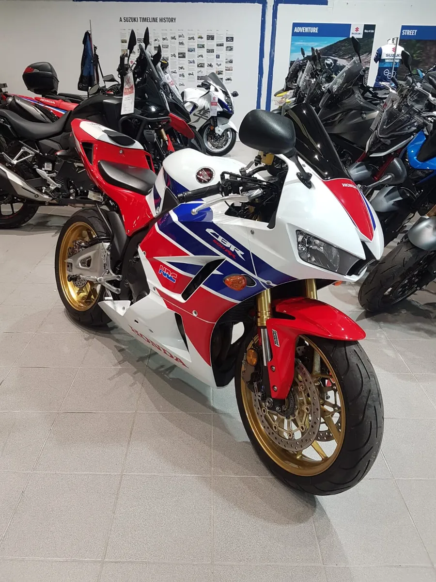 Honda CBR600RR - Image 2