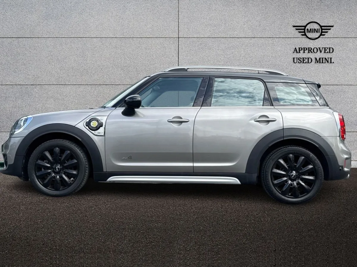 MINI Cooper Cooper Auto - Image 3