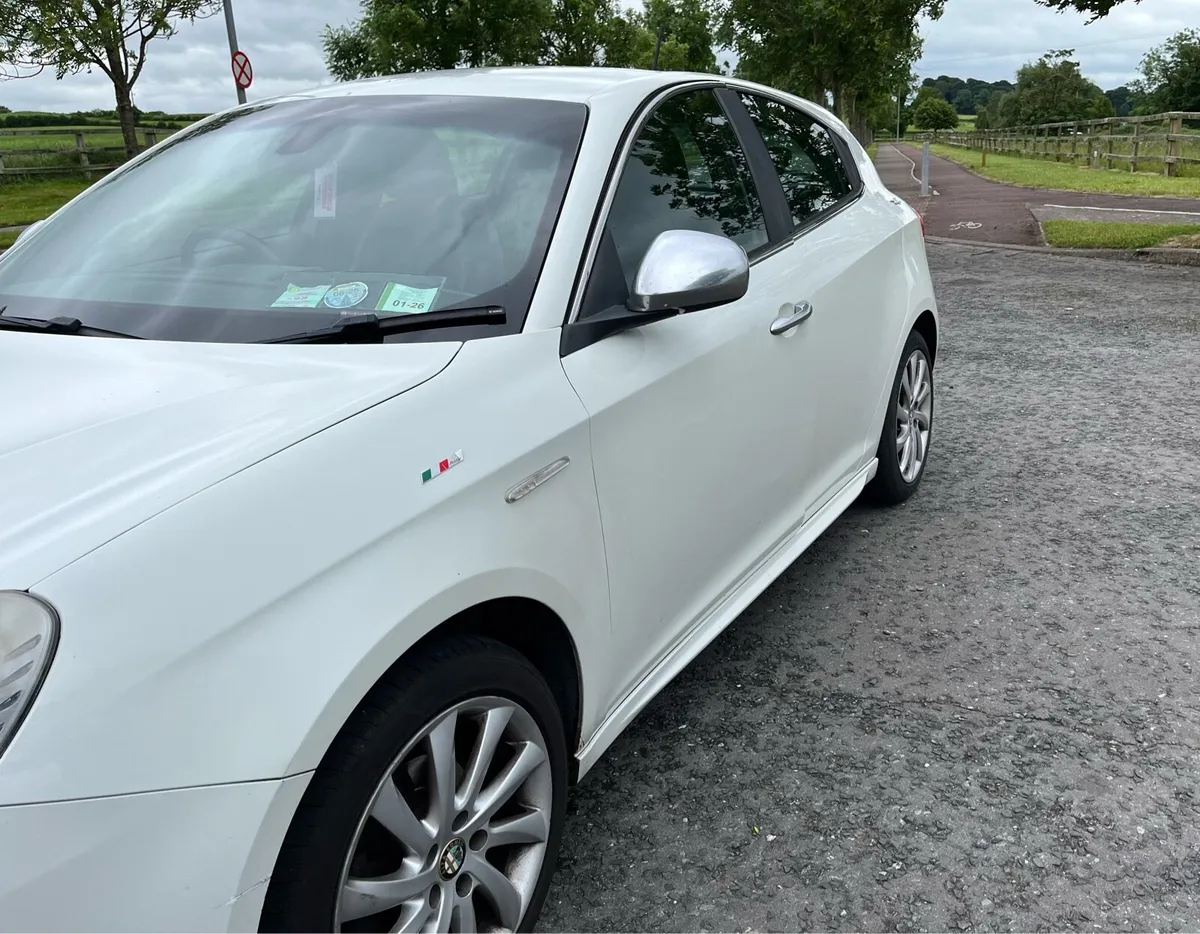 Alfa Romeo Giulietta NCT OCT 2025 and Taxed - Image 3