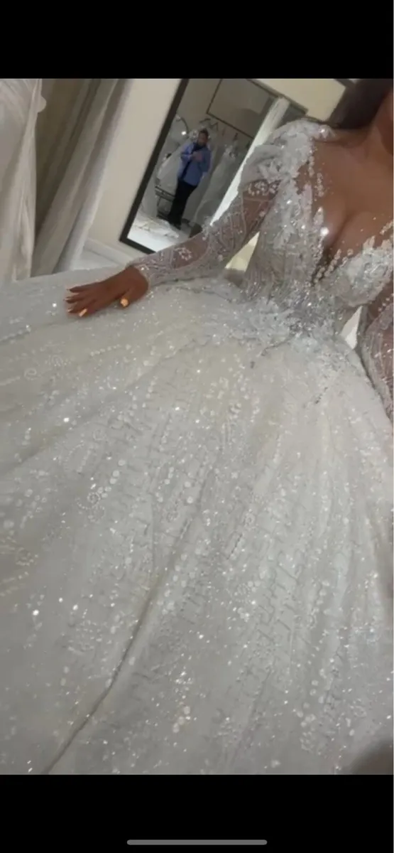 Wedding dress - Image 3