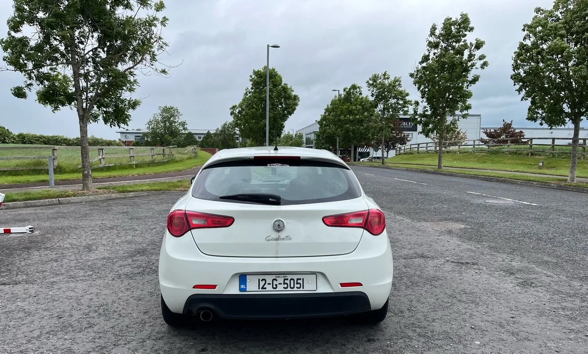 Alfa Romeo Giulietta NCT OCT 2025 and Taxed - Image 4