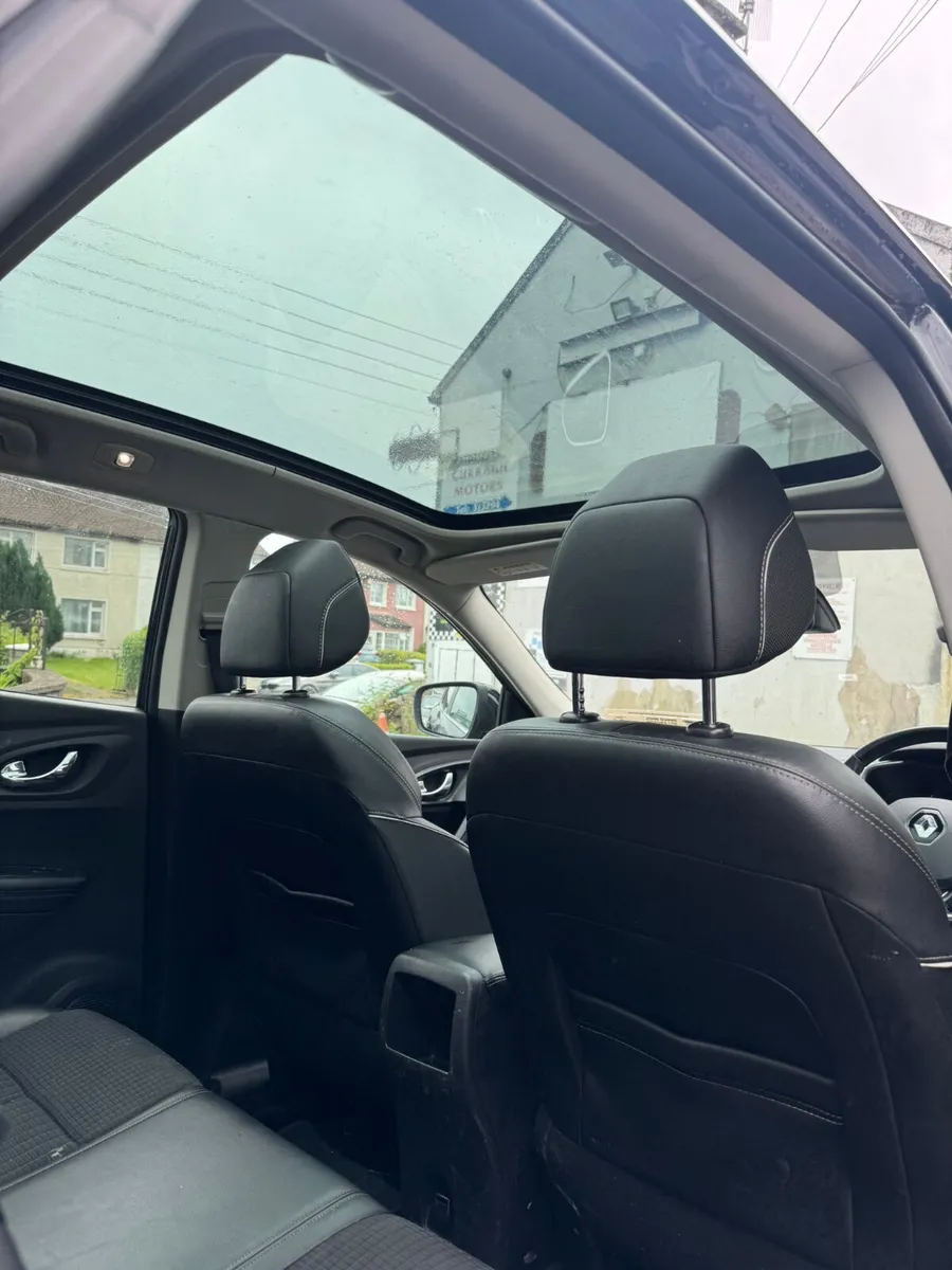 Renault Kadjar Low mileage high spec - Image 3