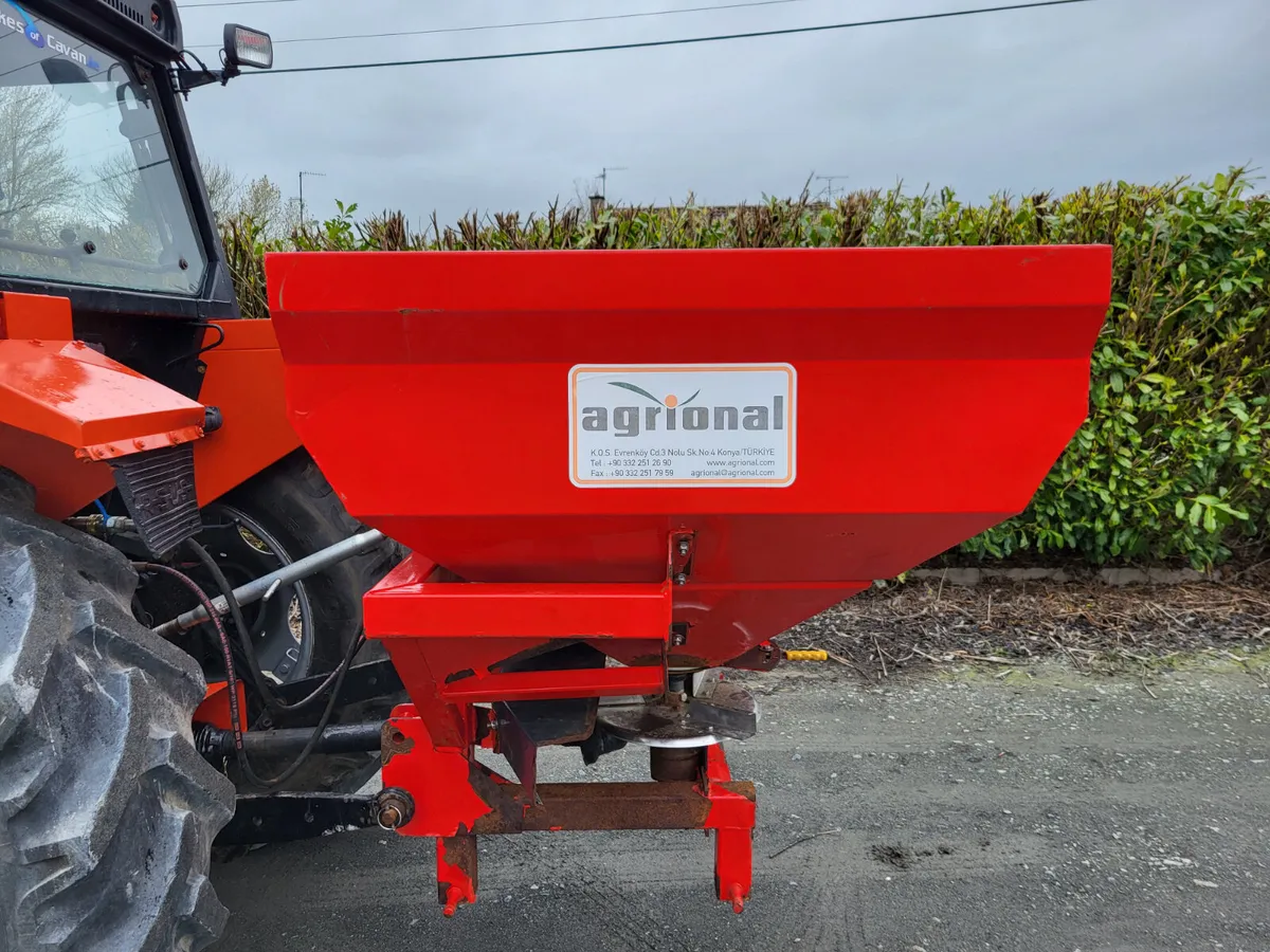 Agrional Fert spreader - Image 1