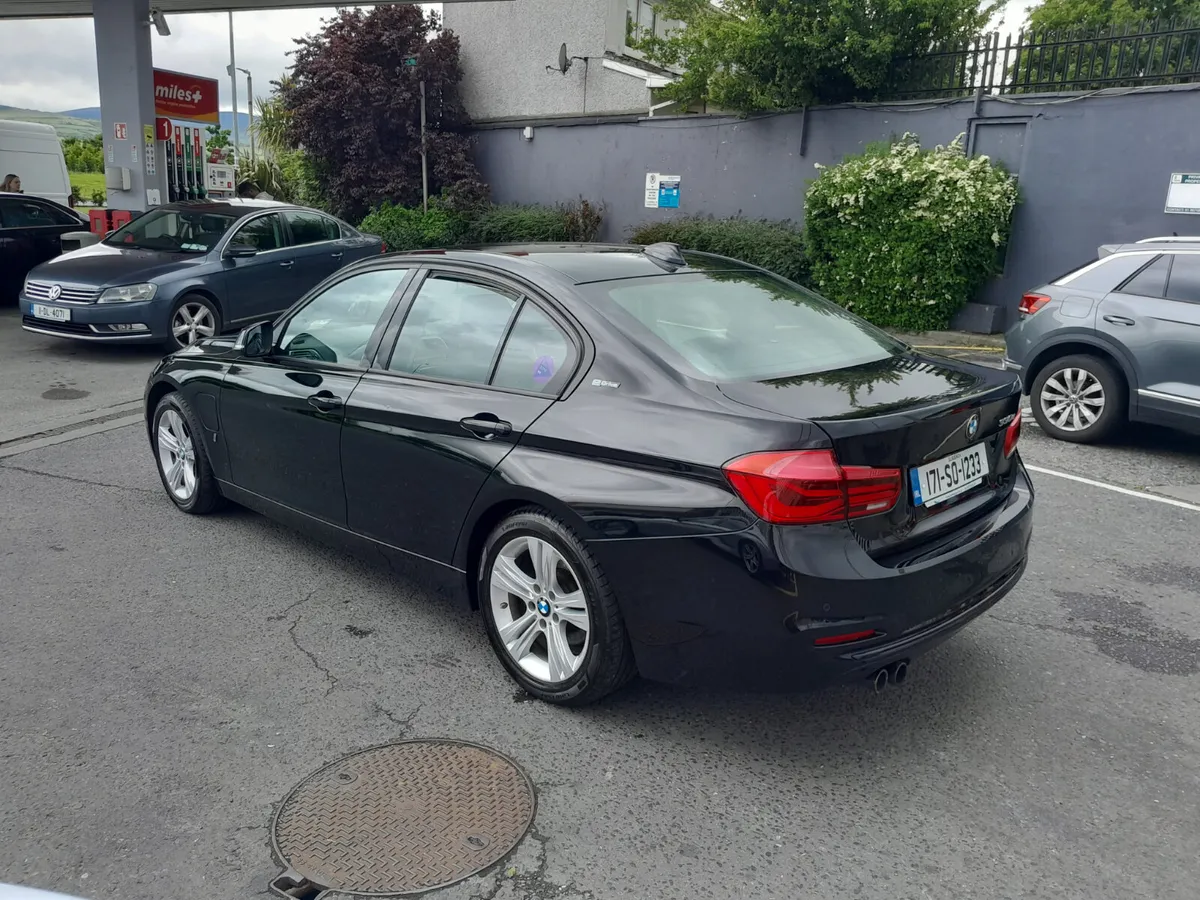 BMW 3-Series 330e sport - Image 4
