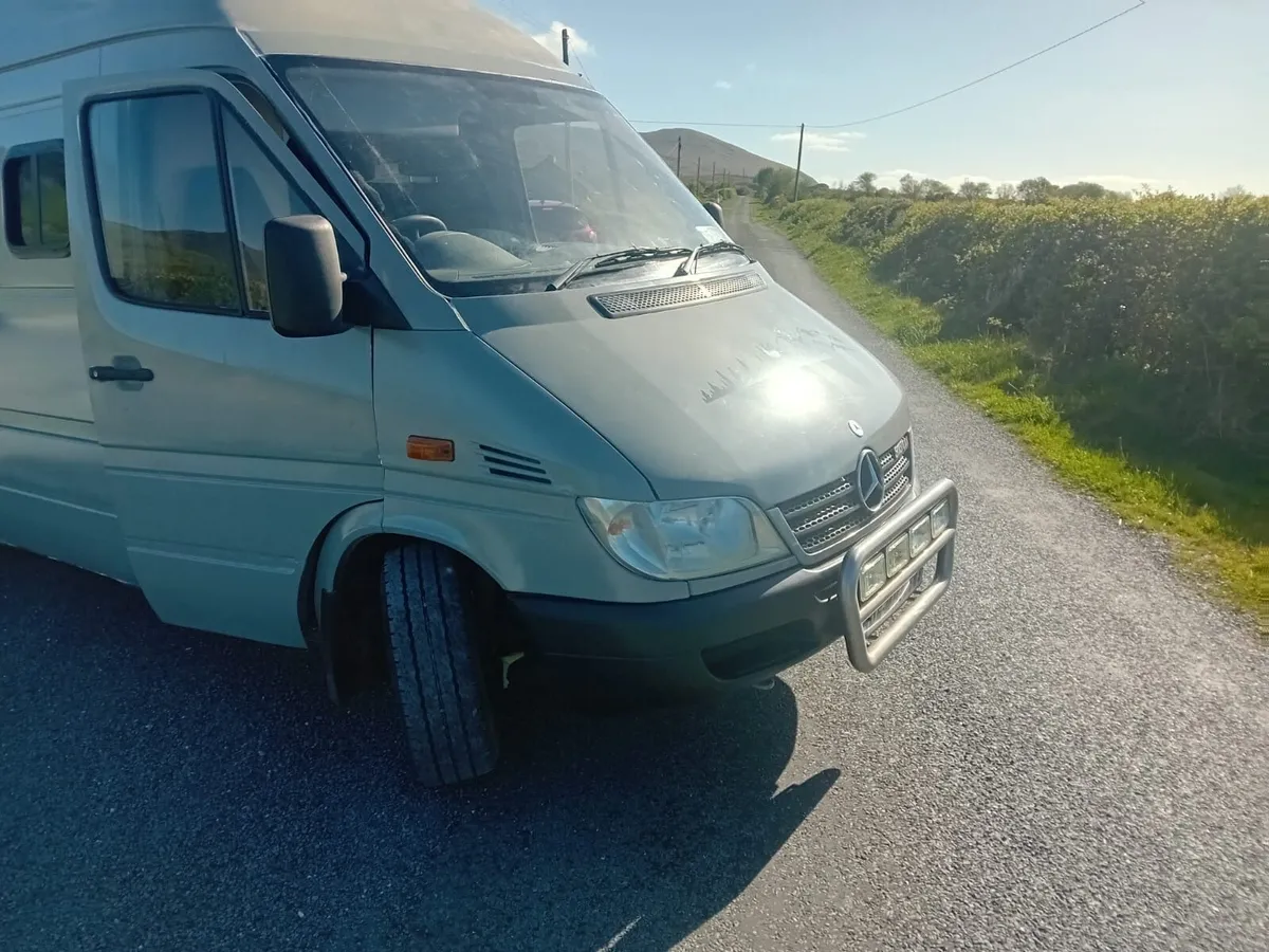 Campervan - Image 4