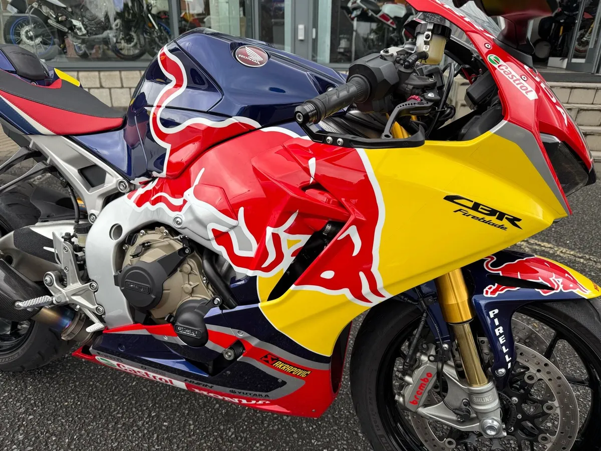 2018 Honda CBR1000RR SP Fireblade - Image 3