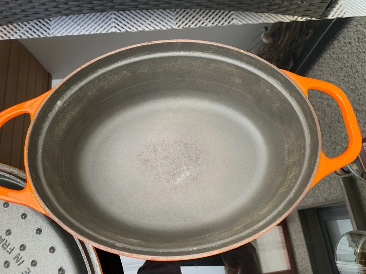 Cast iron dish - Image 4
