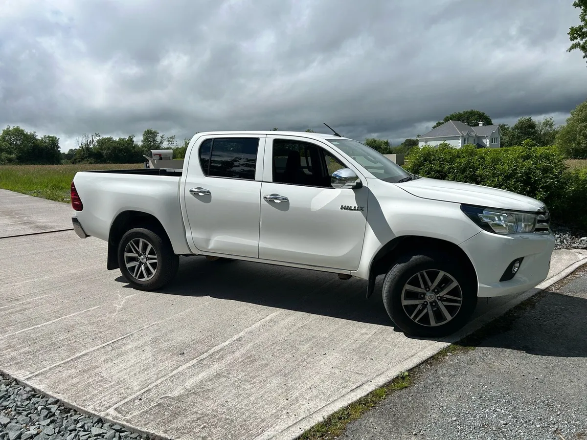 171 Hilux €13k plus vat - Image 2