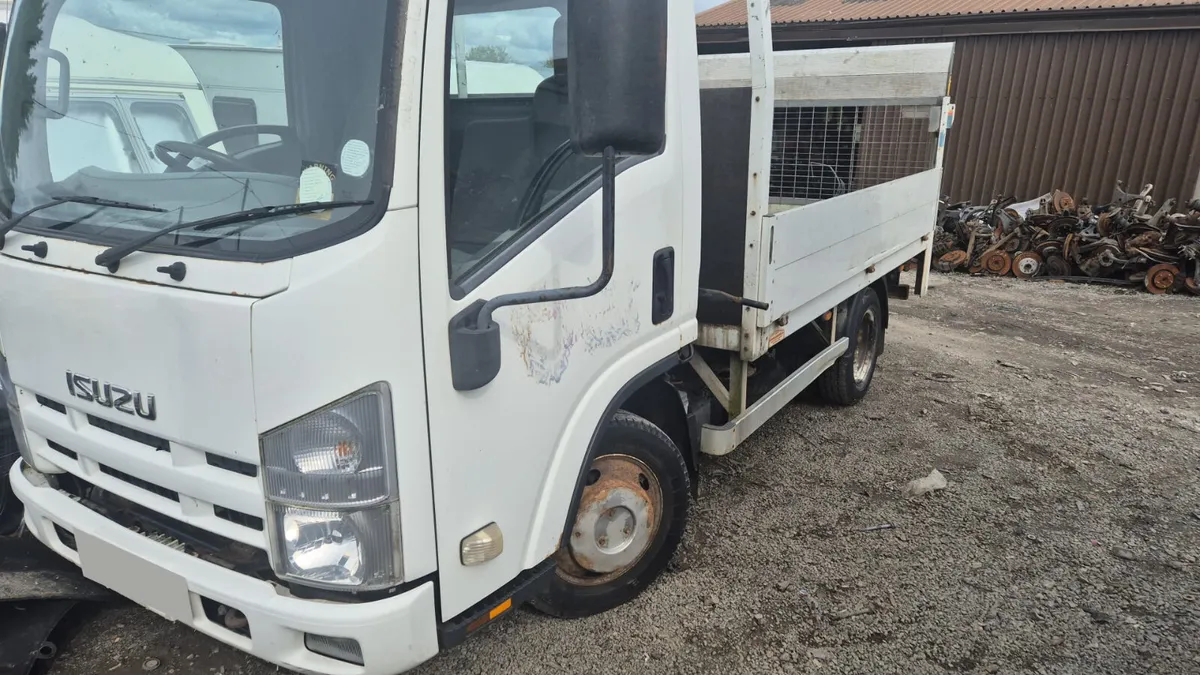 2010 ISUZU 3.0D FOR BREAKING - Image 3