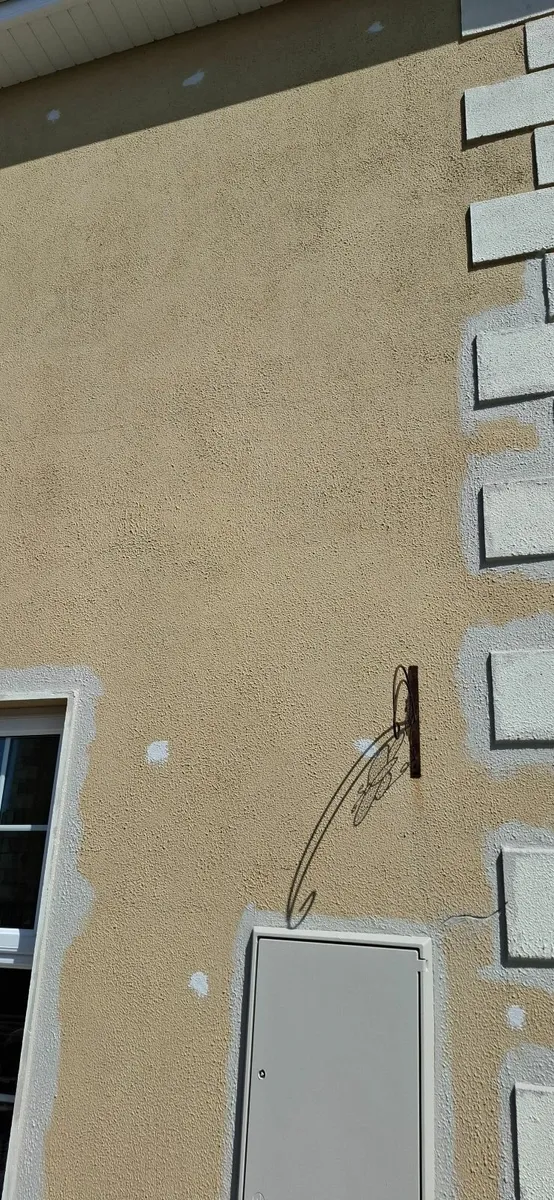 Painter and decorator - Image 4