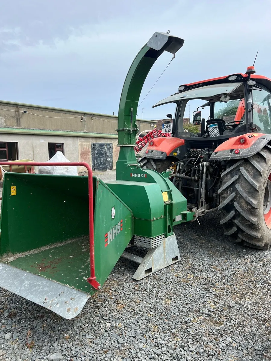 NHS 220 PTO WOODCHIPPER - Image 2