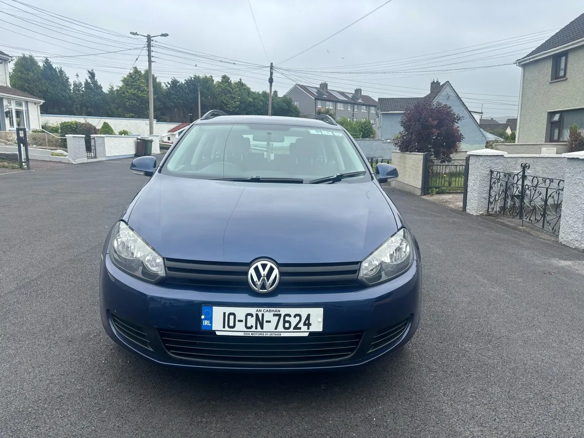 Volkswagen Golf Estate - Image 2