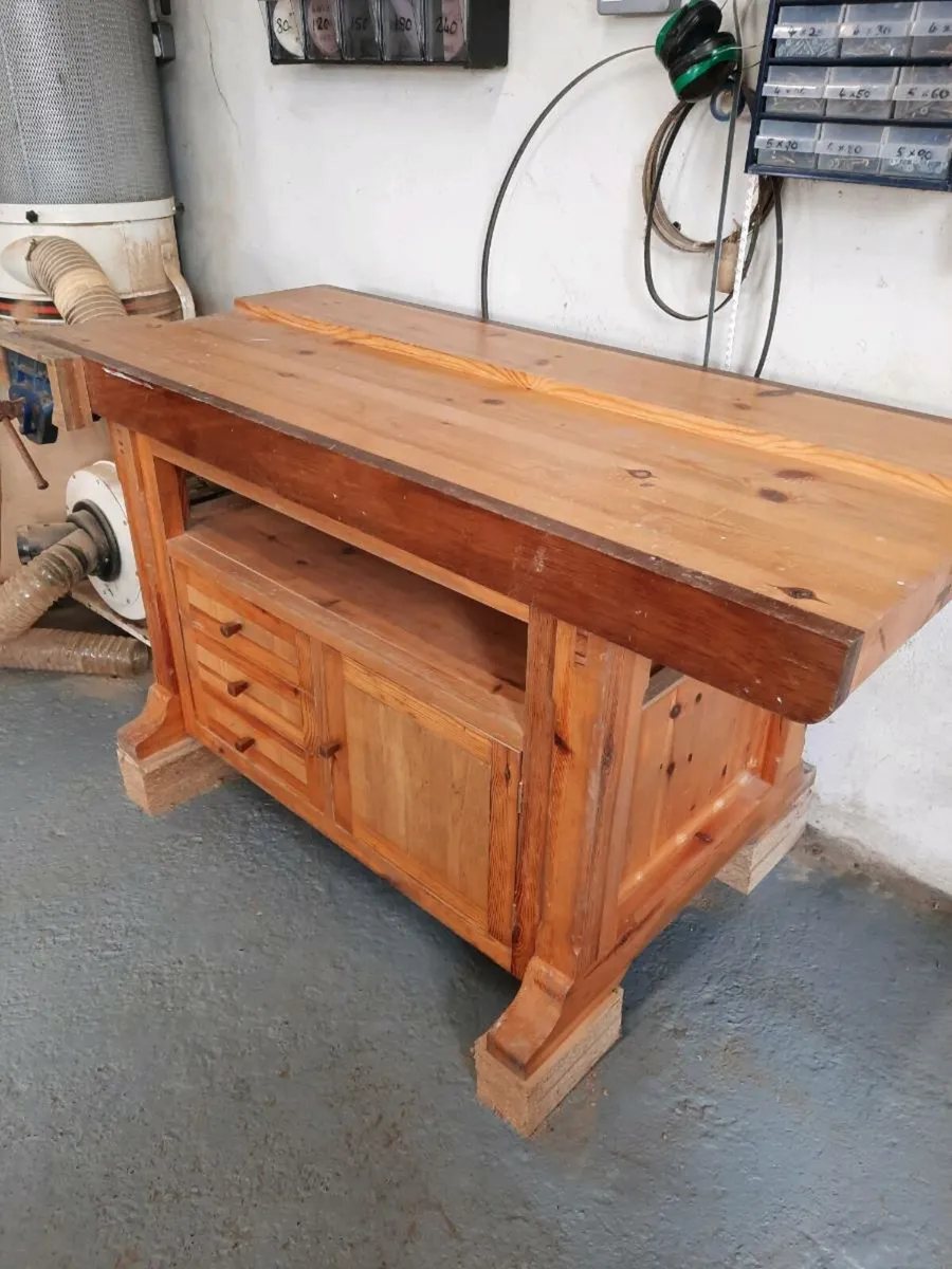 Woodwork bench - Image 3