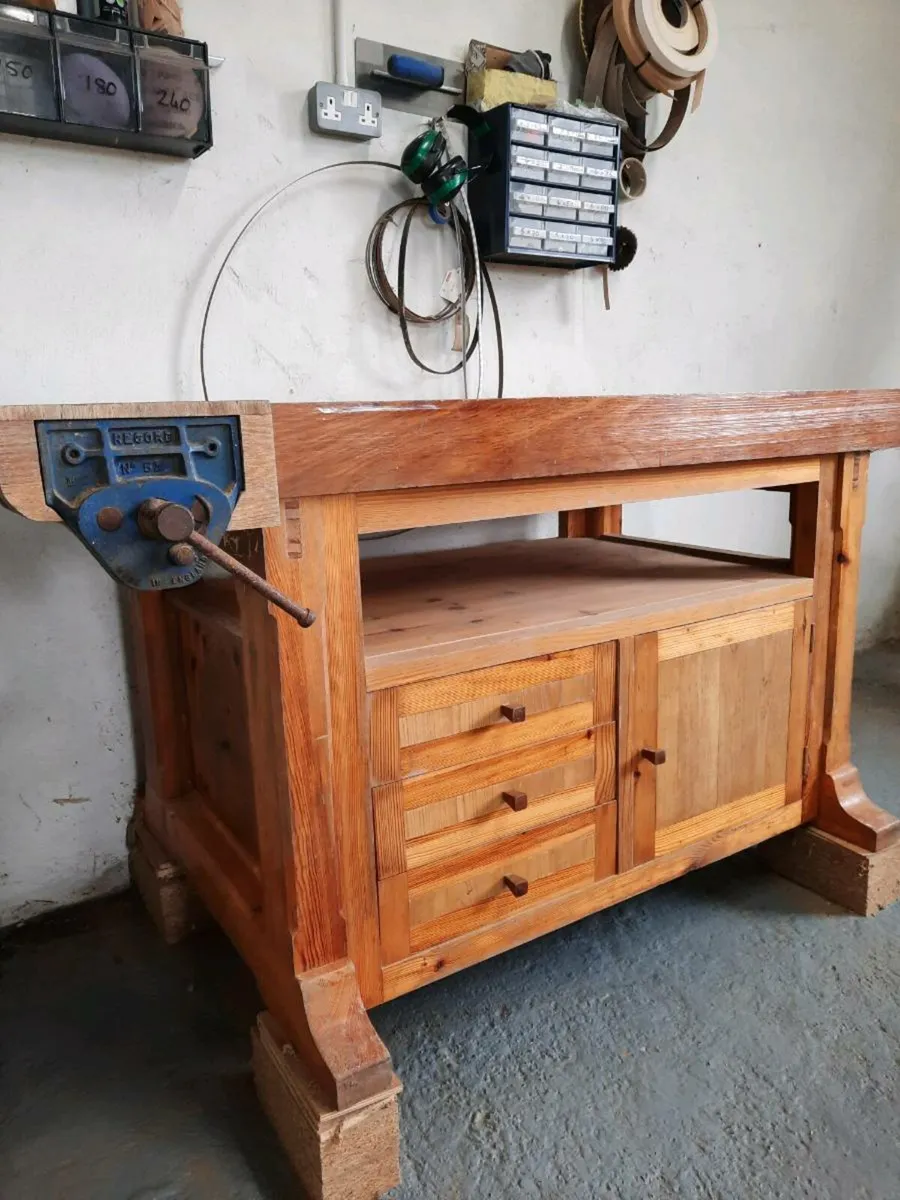 Woodwork bench - Image 4