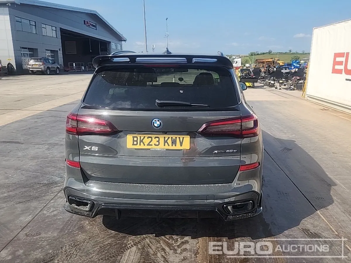 2023 BMW X5 - Image 3