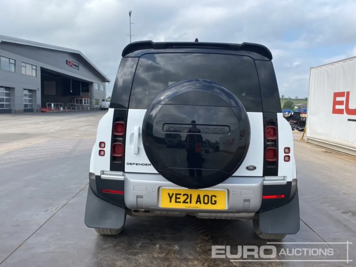 2021 Land Rover Defender - Image 3
