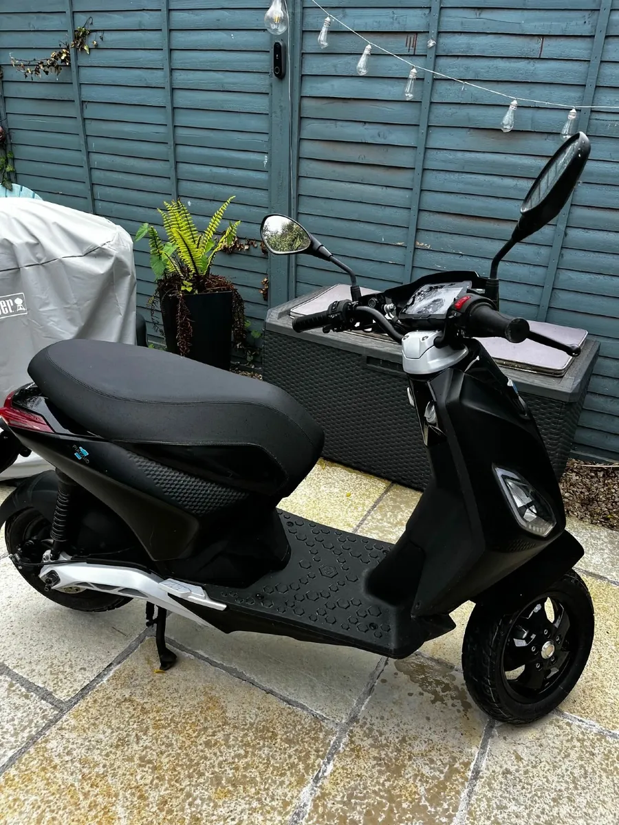 Piaggio 1 2023 - Image 1