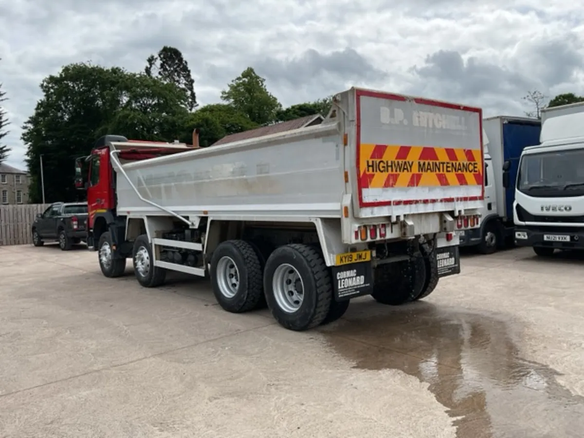 2019 Volvo FMX460 8x4 Alloy Tipper - Image 4