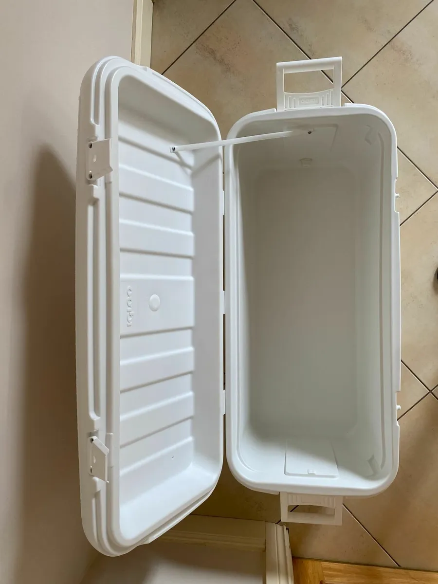 Igloo 113L Cooler Box - Image 2