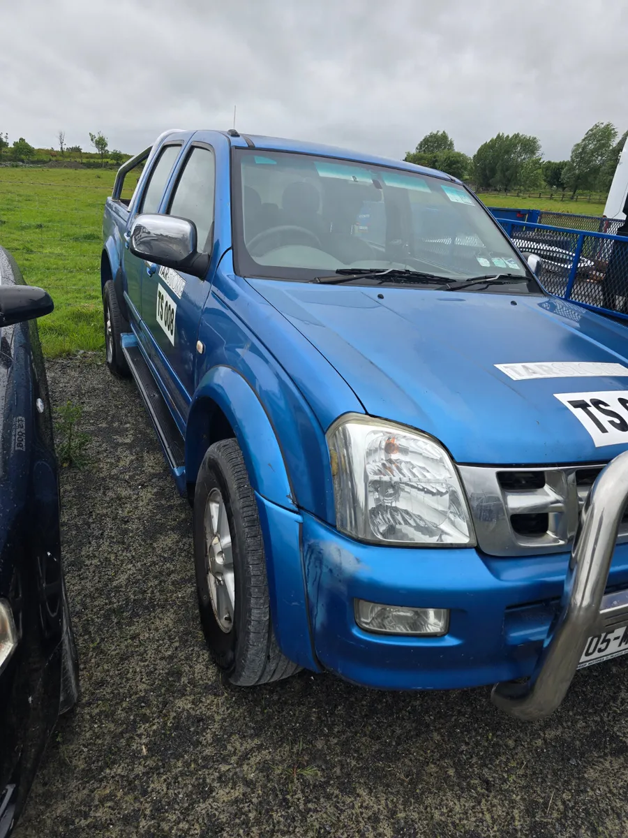 2005 Isuzu Dmax - Image 3