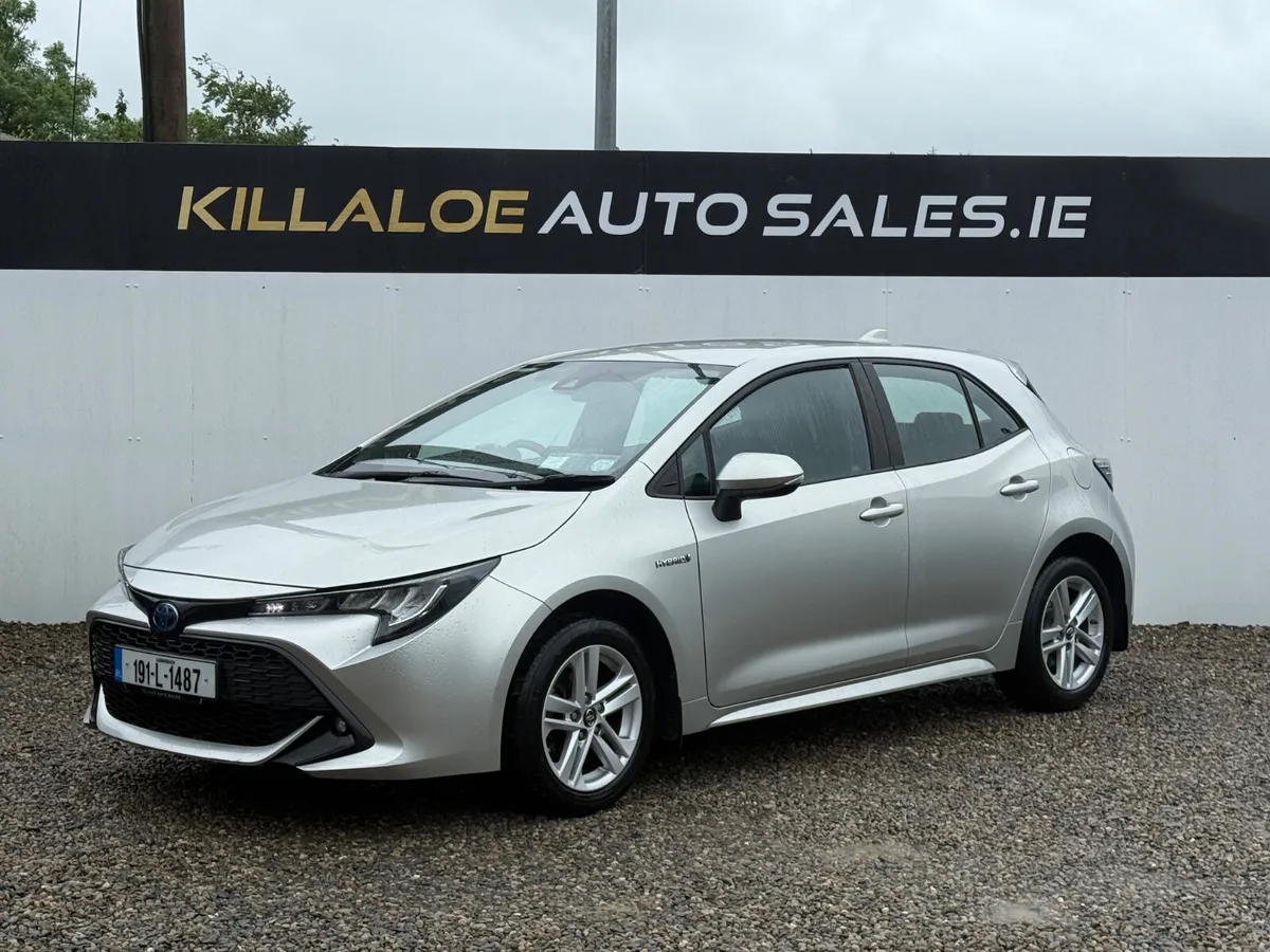 Toyota Corolla LUNA 1.8 Petrol/Hybrid Auto - Image 3