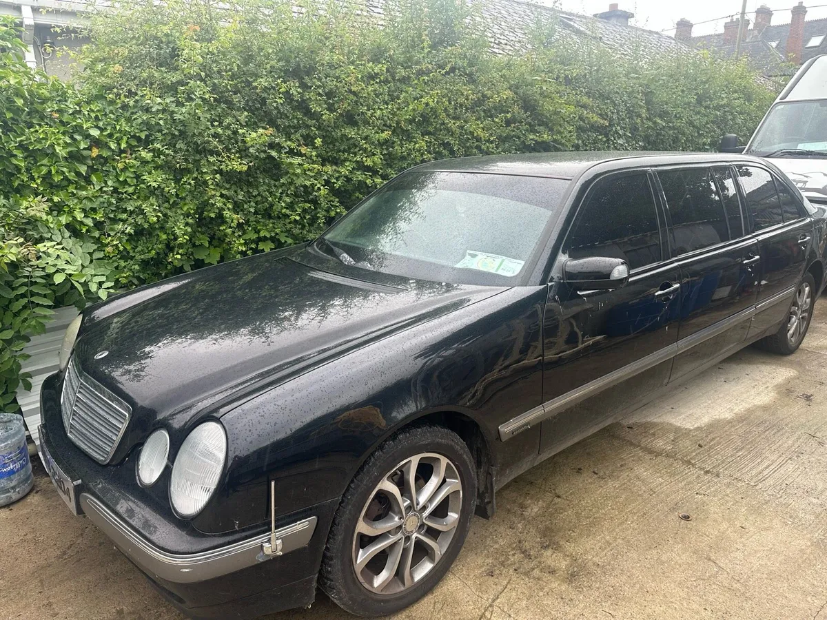 Mercedes limousine 2000 - Image 2