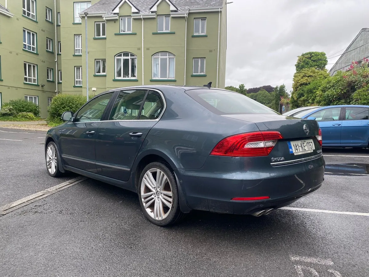 Skoda Superb - Image 3