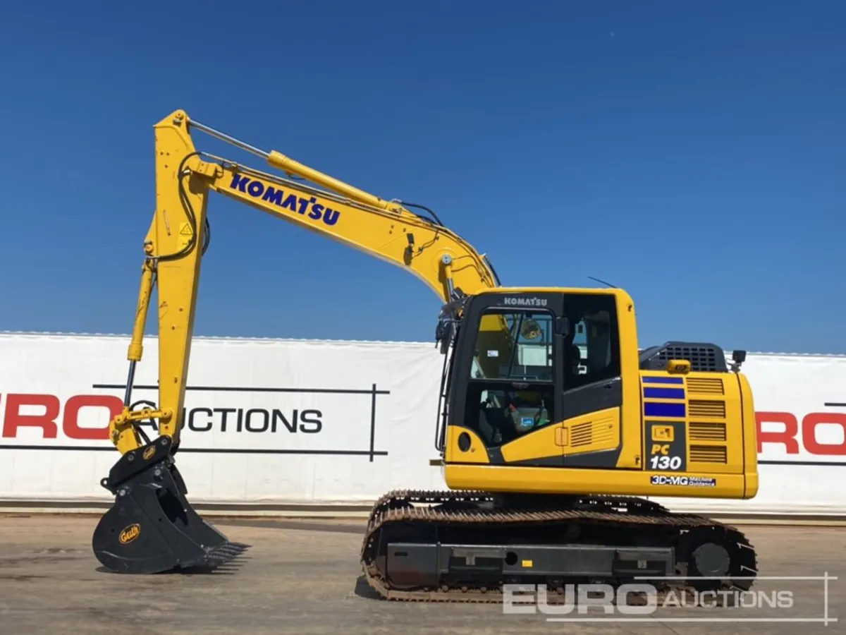 2022 Komatsu PC120-11 - Image 2