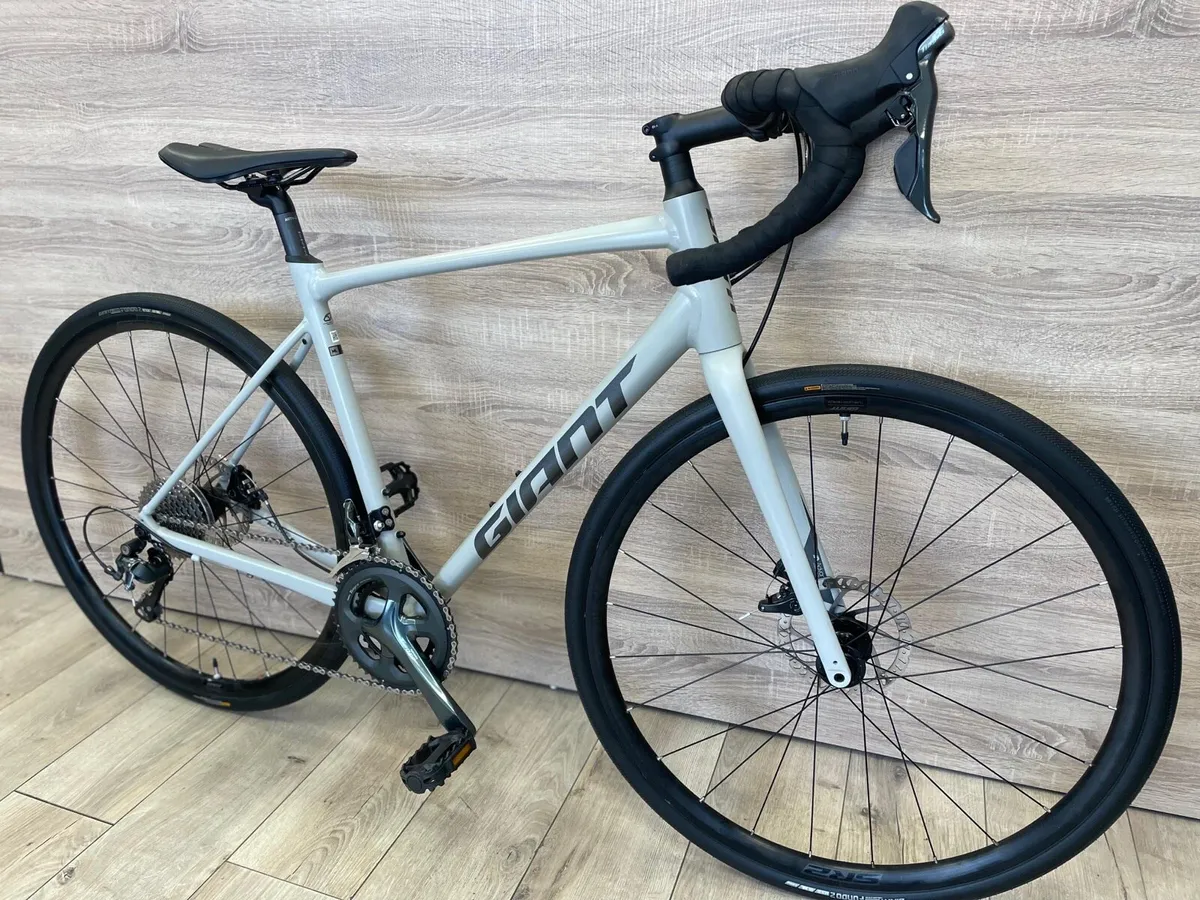 Giant contend ar 2 (like new) - Image 2