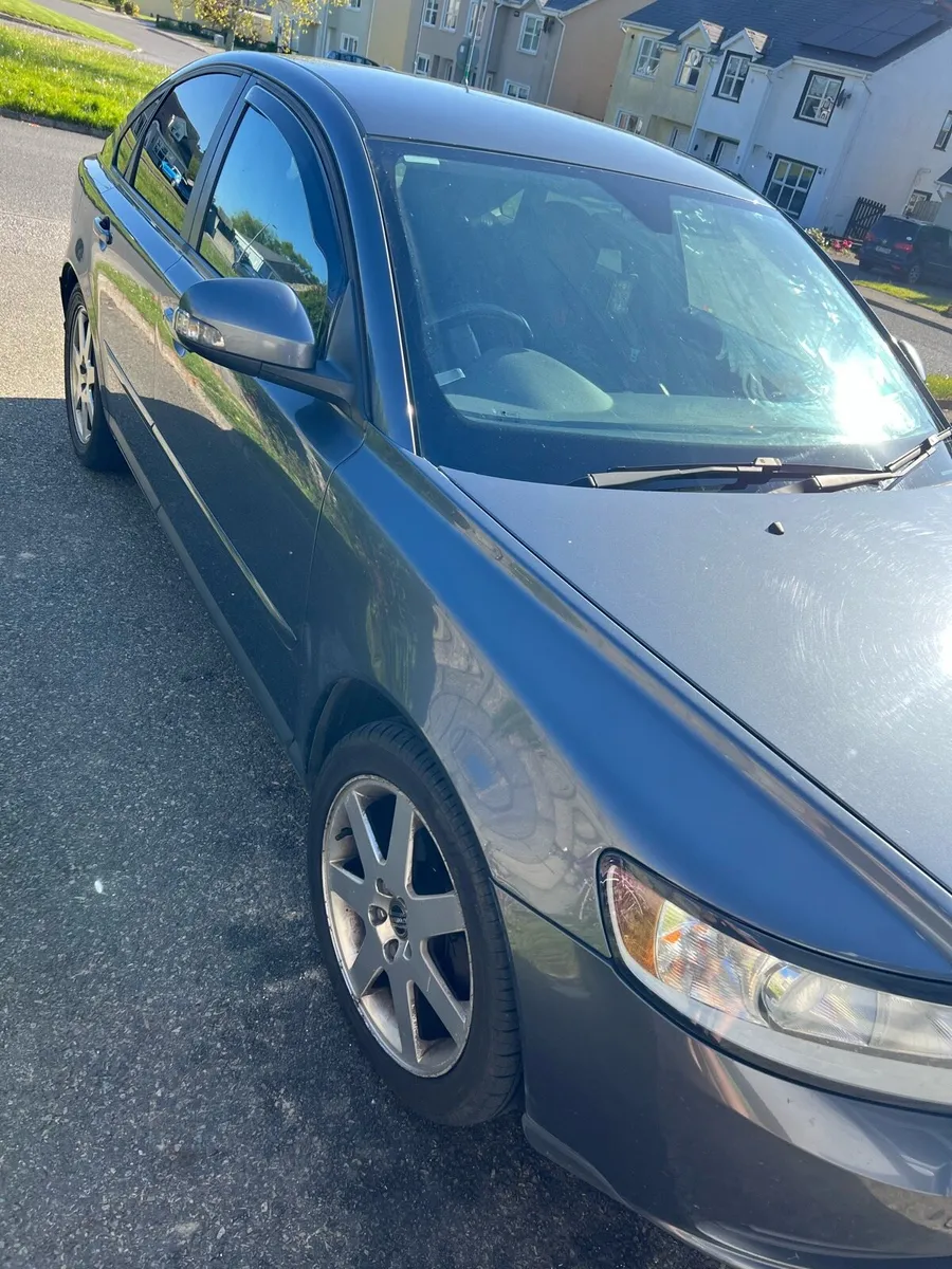 VOLVO S40 1.6 D TAX AND NCT - Image 3