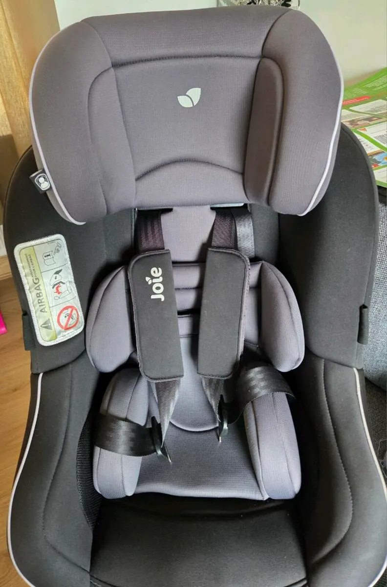 Joie 360 car seat