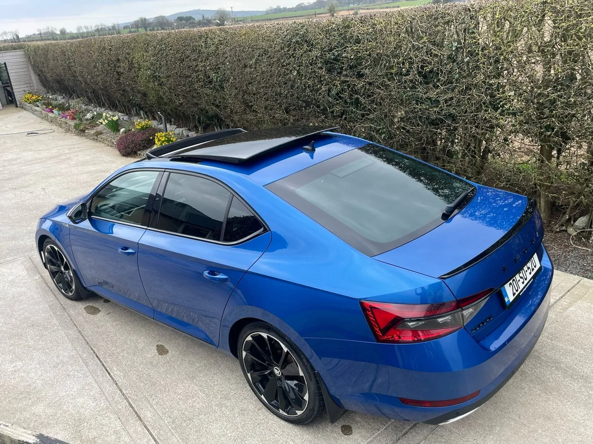 Skoda Superb Sportline DSG - Image 2