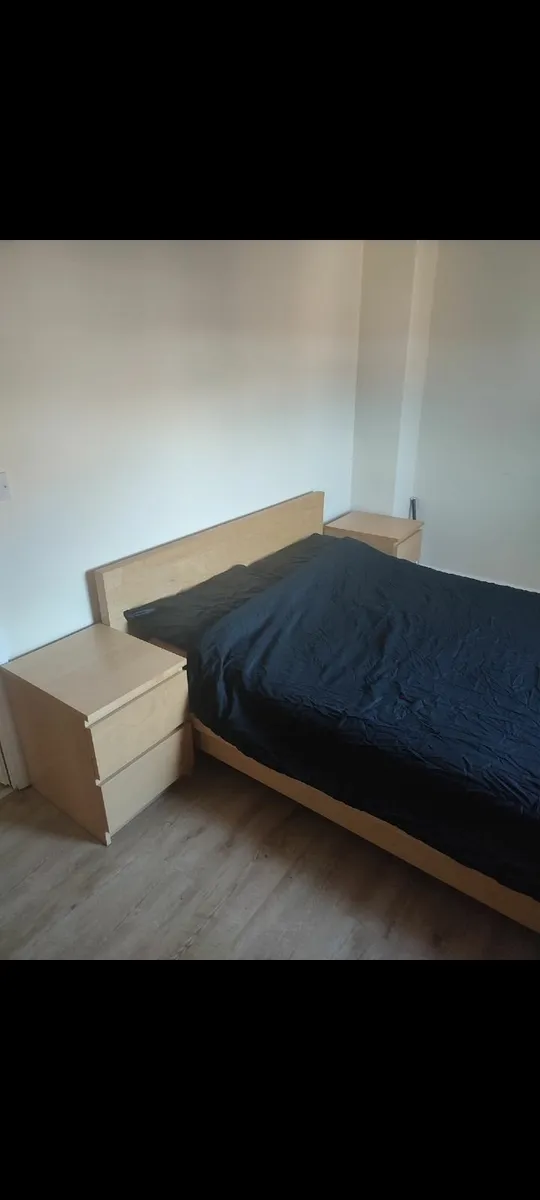 Double bed - Image 1