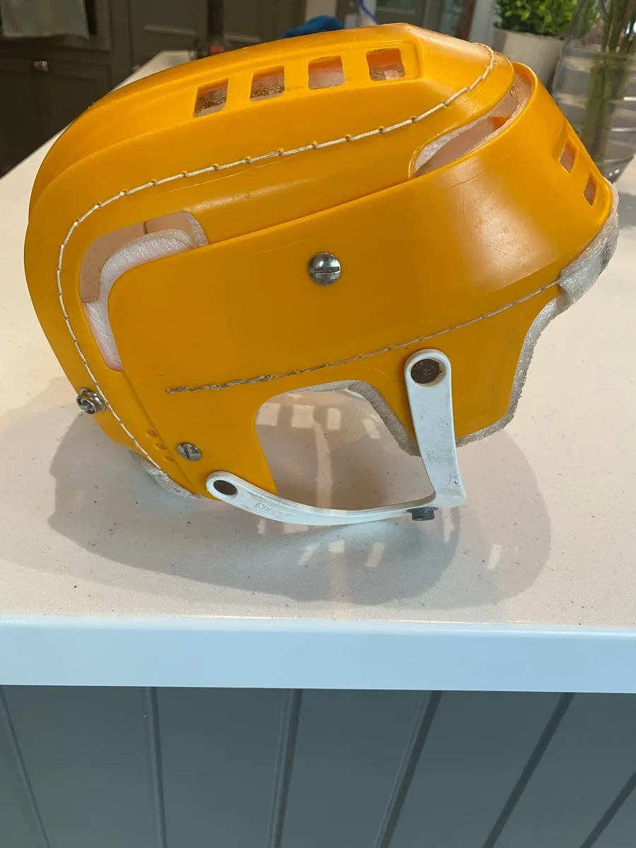 Yellow Oldstyle helmet - Image 2