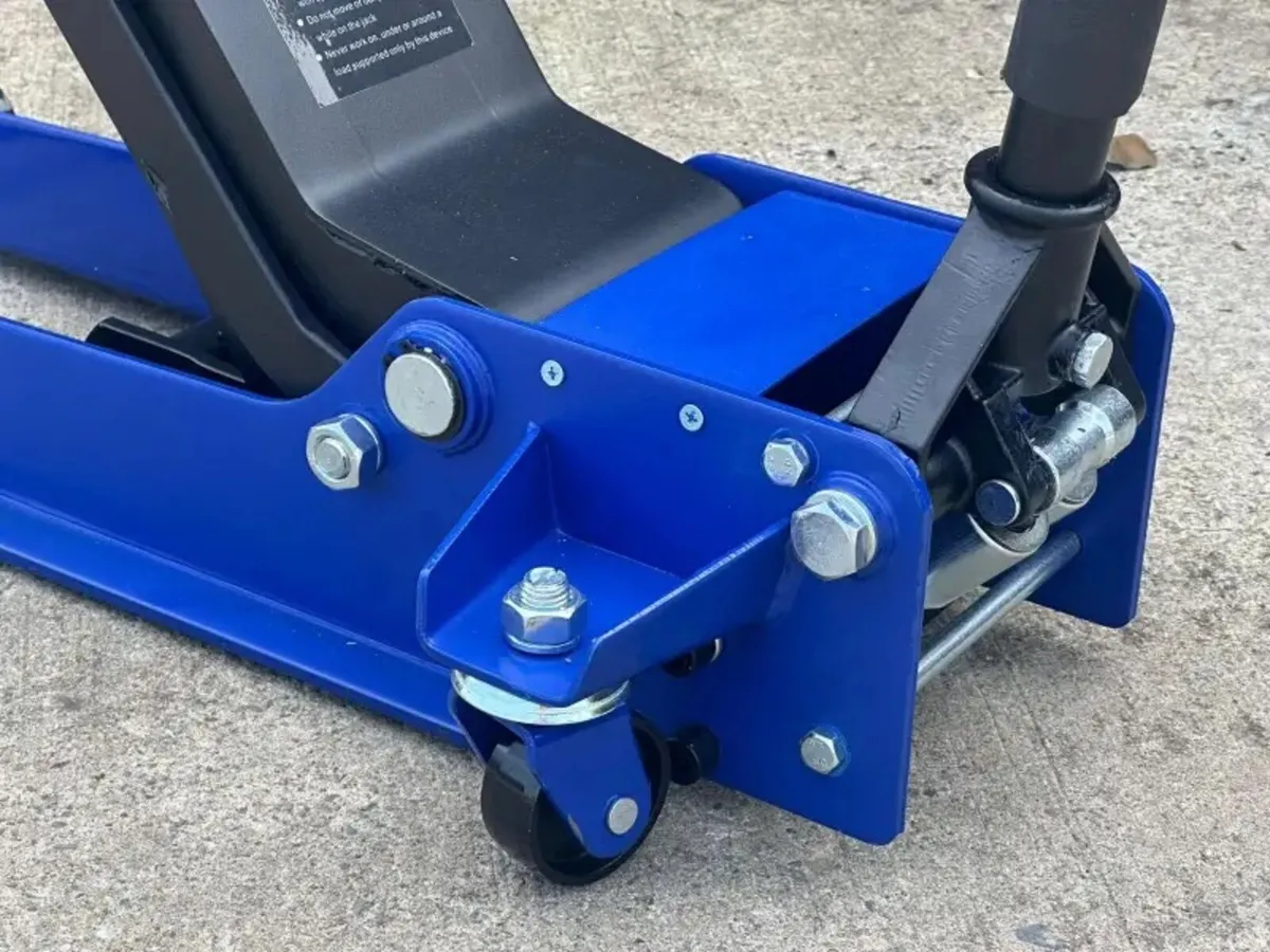 LARGE 5 TON LOW PROFILE TROLLEY JACK - Image 4