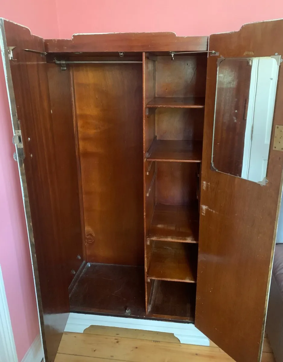 Retro/Art Deco Wardrobe - Image 4
