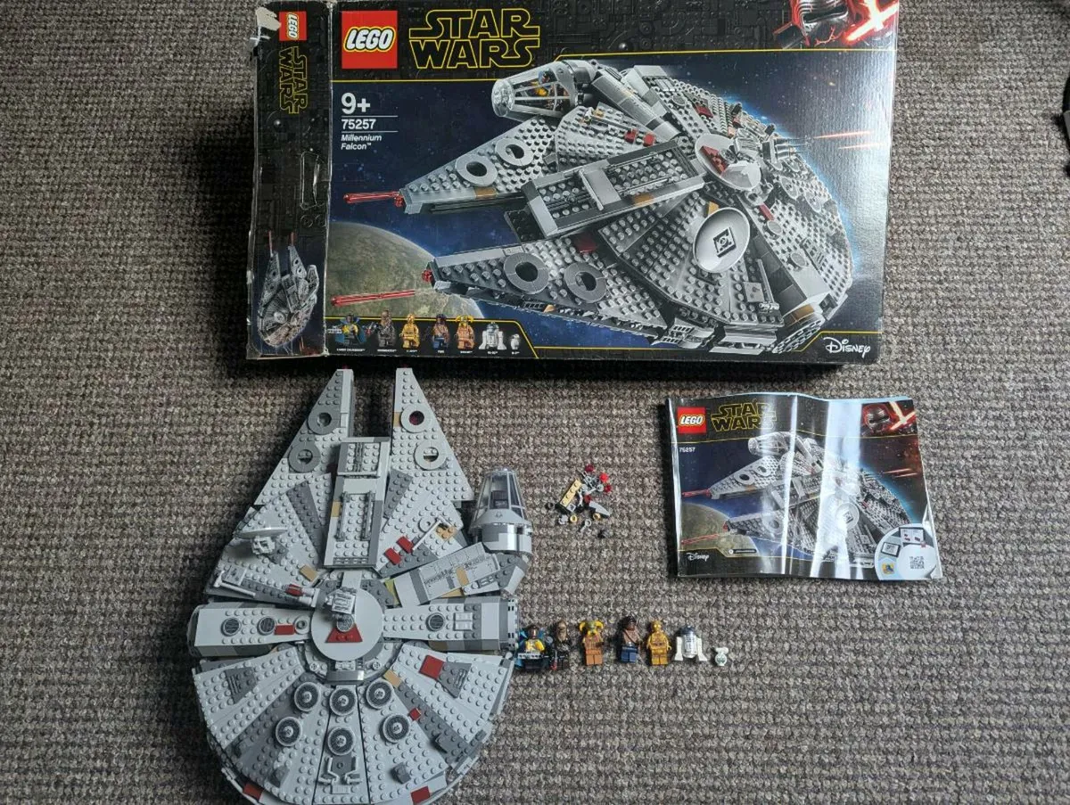 Lego Star Wars Millennium Falcon - Image 1