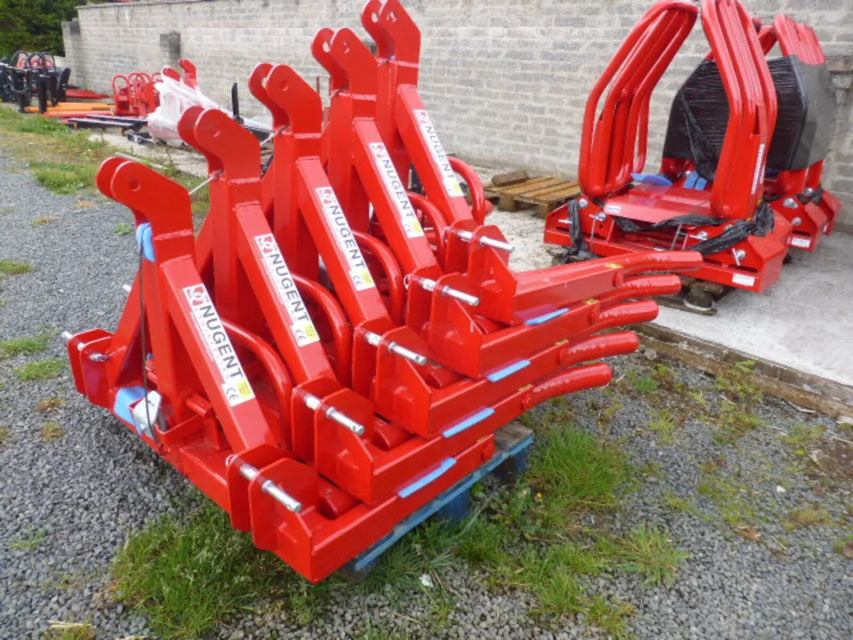 Nugent Single Bale Lifter BACK IN STOCK - Image 2
