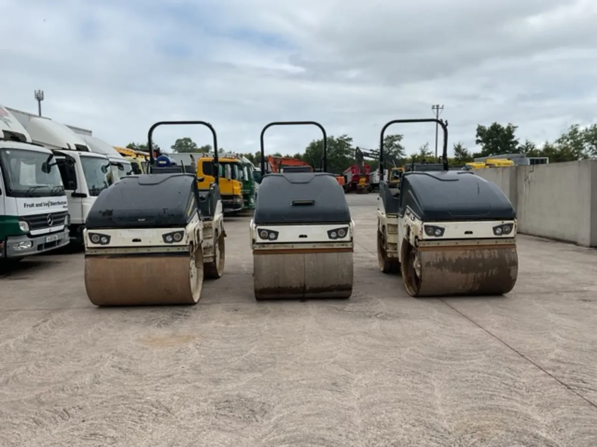 2016 Bomag BW135AD-5 Roller. CHOICE - Image 2