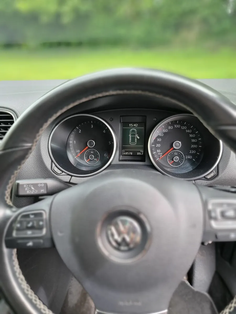 2012 Volkswagen Golf Match Edition 1.6 TDI - Image 3