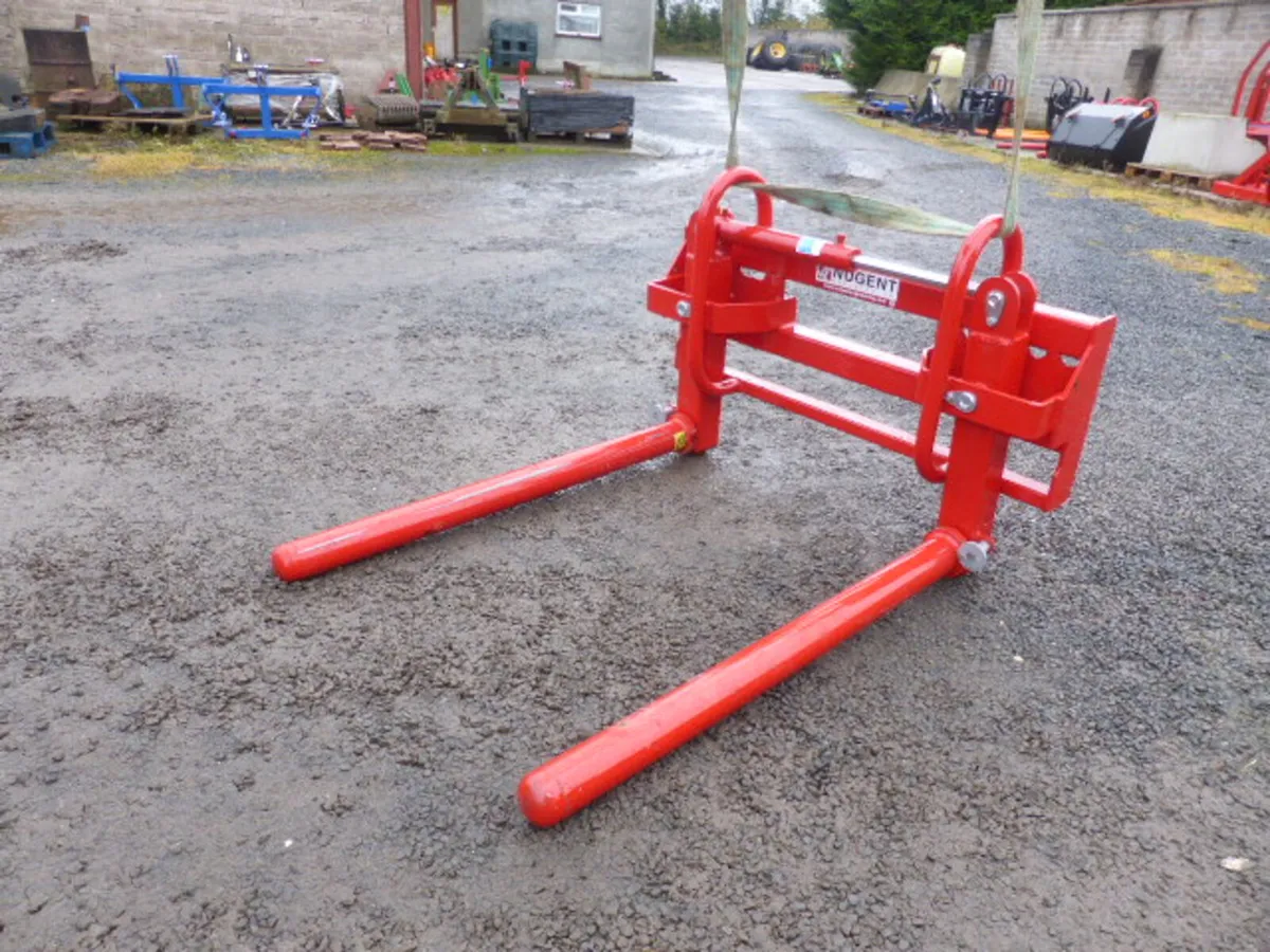 Nugent Hydraulic Bale Stackers BACK IN STOCK - Image 4