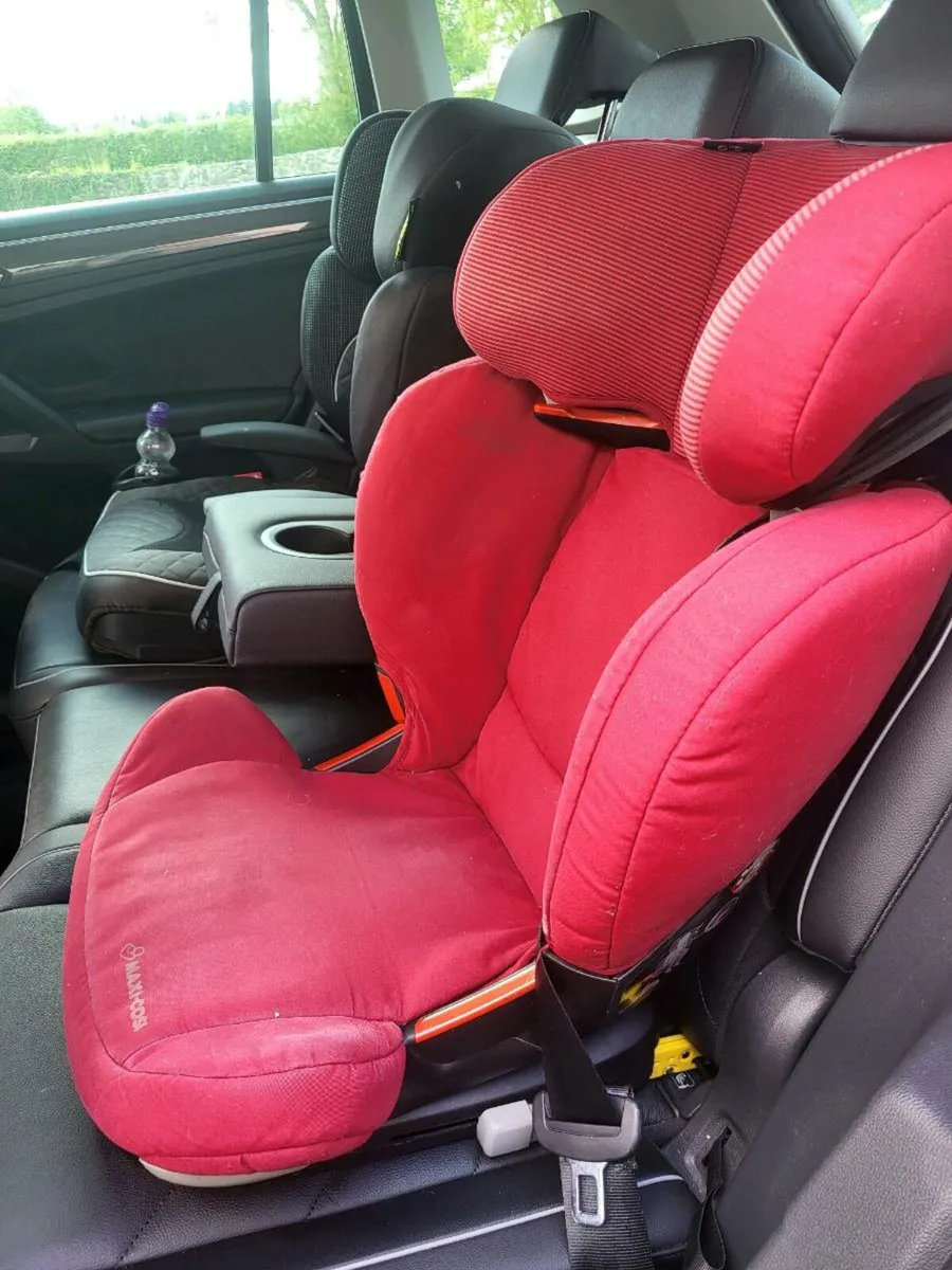 Stage 3 maxi cosi car seat - Image 3