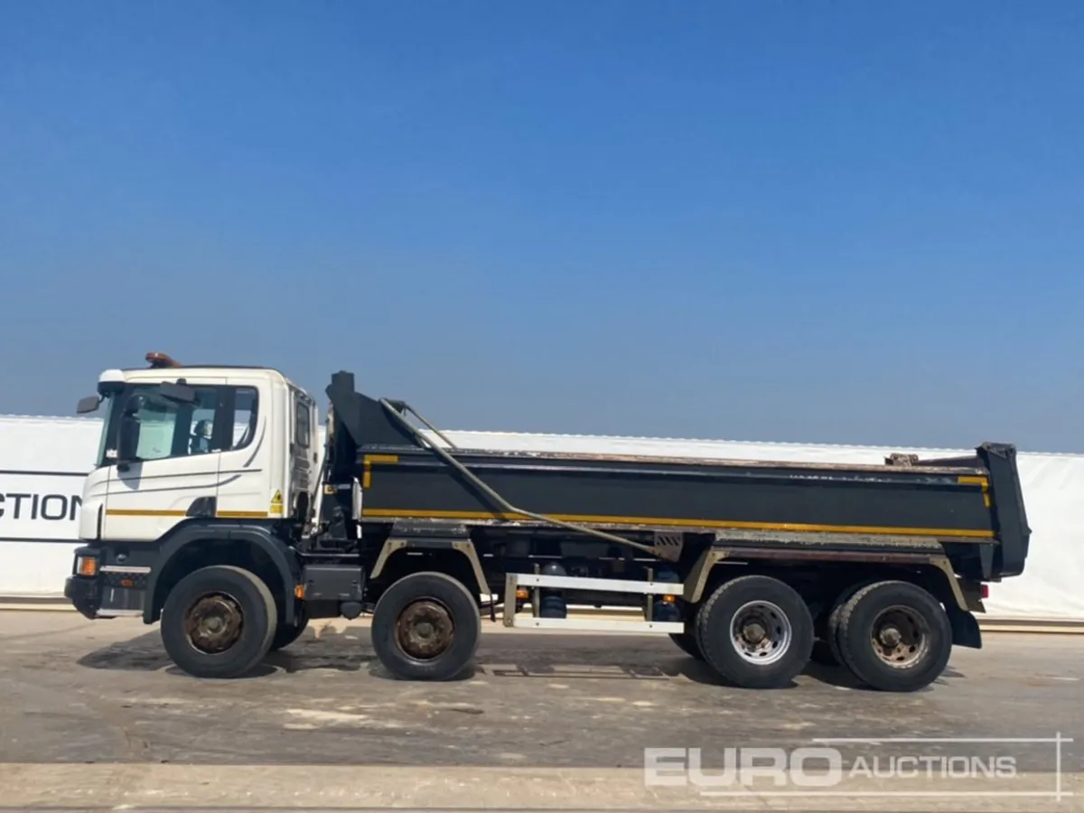 2016 Scania P410 - Image 2