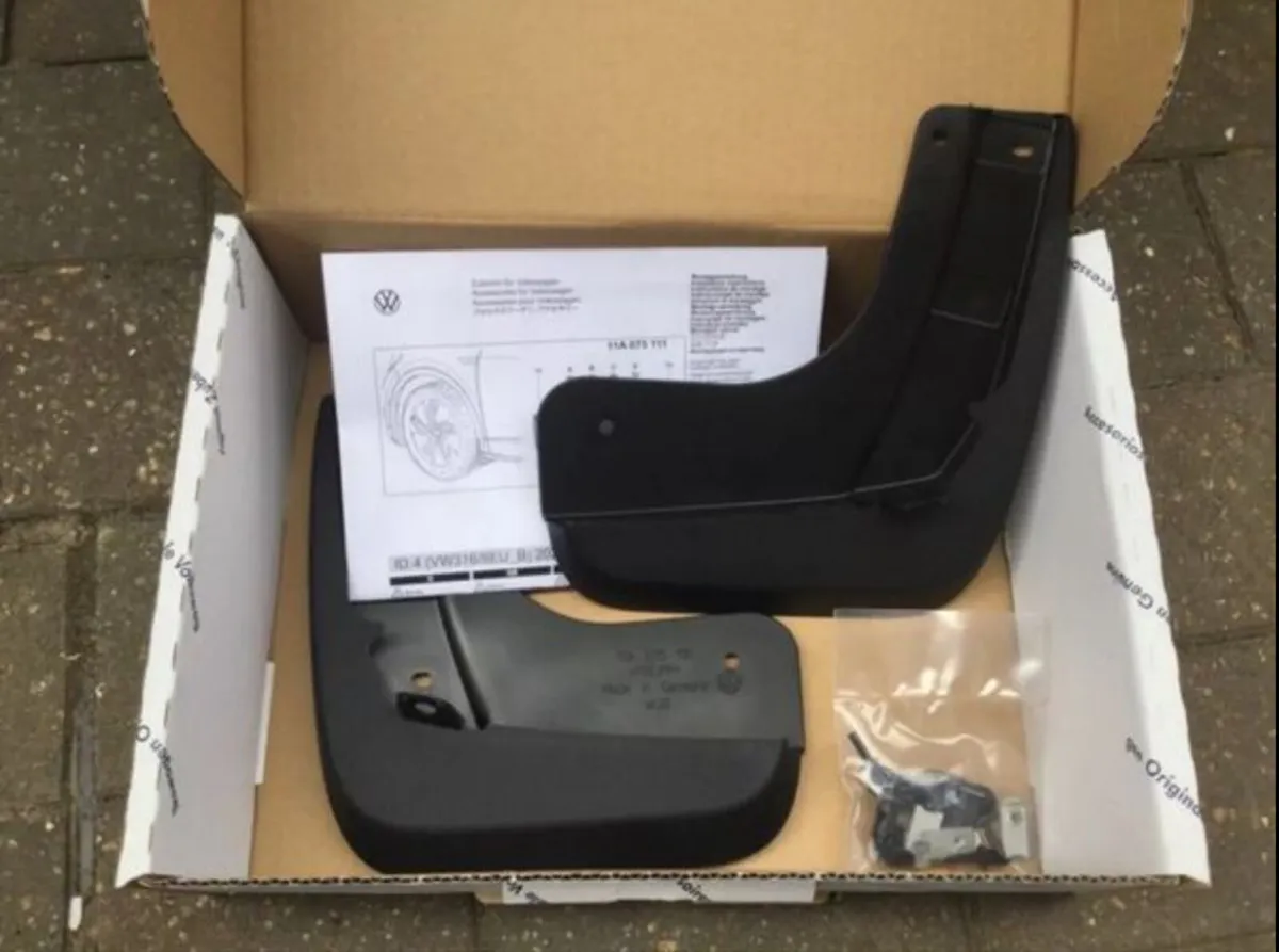 Volkswagen VW ID4 ID5 Genuine mud-flap full-set - Image 3