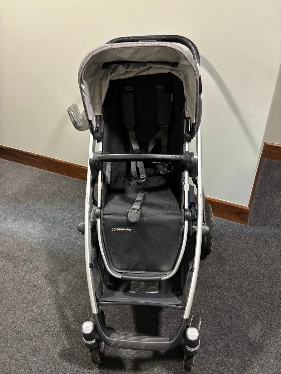 Uppababy VISTA V2: carrycot & toddler seat - Image 2
